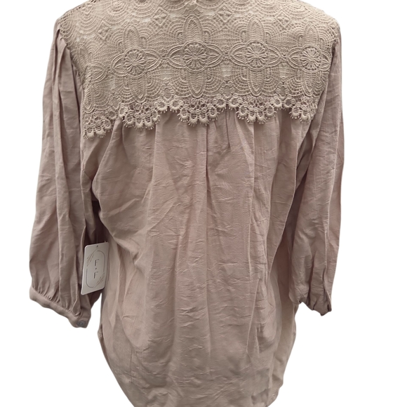 NwT Anthropologie Chic Lace-Accented Beige Blouse Boho Flowy Lace Farmhouse - Picture 4 of 9